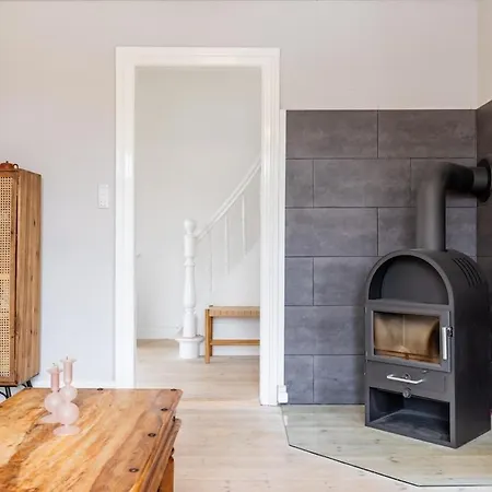 Muremestervilla Ved Hav Og Skov *