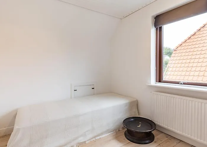 Muremestervilla Ved Hav Og Skov Séjour à la campagne